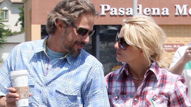 Britney Spears Blond with Jason 640